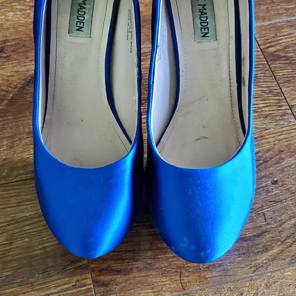 Steve Madden Platform Heels ๐ - Picture 2 of 4